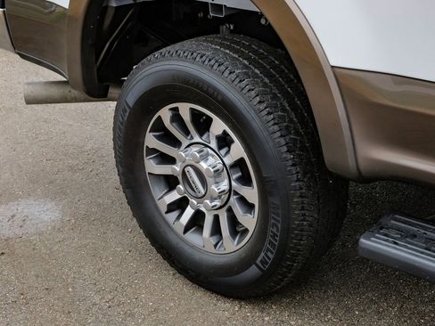 Used 2021 Ford F350 Lariat w/ Lariat Value Package image 60