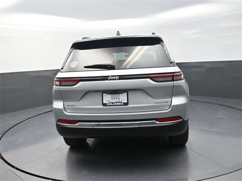 New 2025 Jeep Grand Cherokee Limited image 6