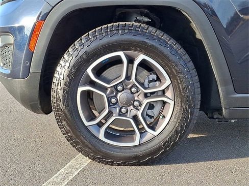 Used 2022 Jeep Grand Cherokee Trailhawk w/ Advanced Protech Group II image 8