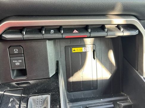 Used 2023 Toyota Tundra Limited w/ Power Package AWD/4WD image 23