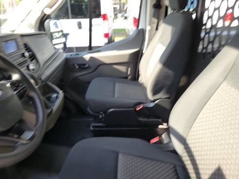 Used 2025 Ford Transit 250 Low Roof w/ Exterior Upgrade Package RWD image 18