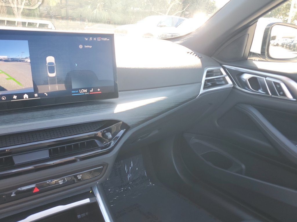 Used 2025 BMW 430i Convertible RWD image 30