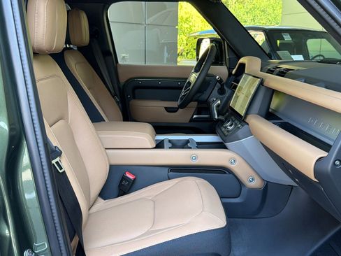 New 2026 Land Rover Defender 110 X AWD/4WD image 24