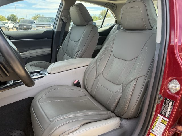 Used 2018 Toyota Camry XSE w/ Driver Assist Package FWD image 25
