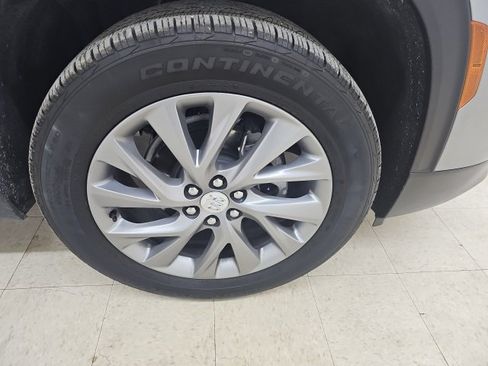 Used 2025 Buick Enclave Preferred image 10