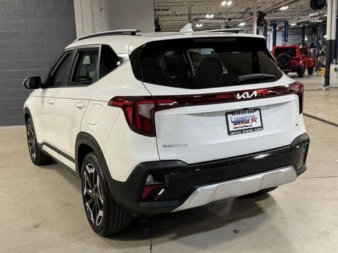 Used 2024 Kia Seltos SX w/ SX Sunroof Package AWD/4WD image 11
