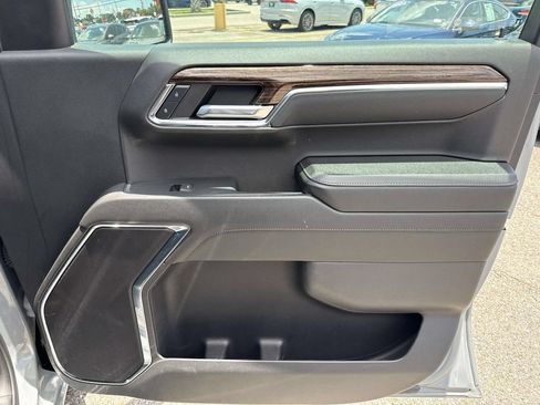 Used 2024 GMC Sierra 1500 SLE RWD image 12