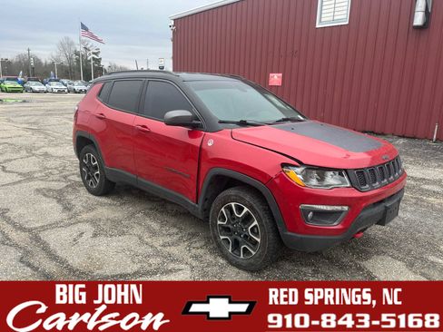 Used 2019 Jeep Compass Trailhawk image 1