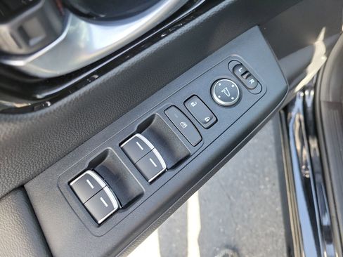 Used 2025 Honda CR-V Sport Touring image 19