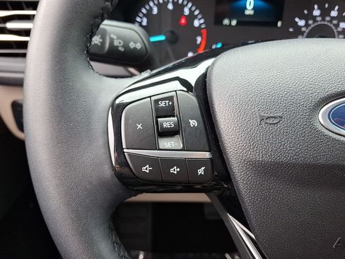 Used 2022 Ford Escape SEL AWD/4WD image 17