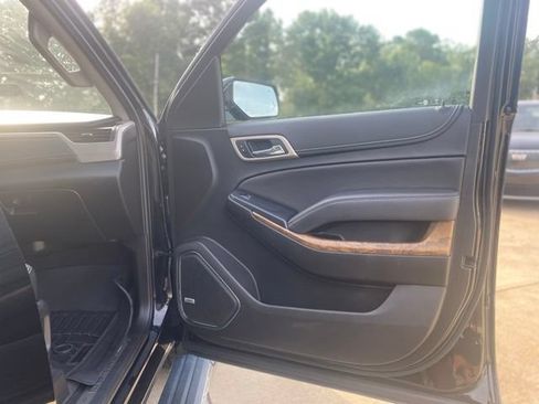 Used 2019 GMC Yukon XL Denali w/ Denali Ultimate Package RWD image 16