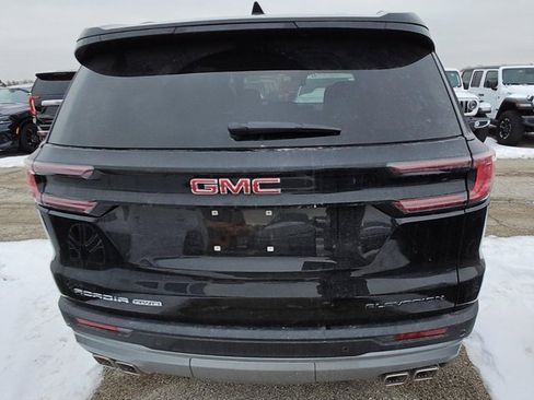 Used 2025 GMC Acadia Elevation image 3