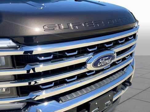 Used 2024 Ford F250 Lariat w/ FX4 Off-Road Package AWD/4WD image 29