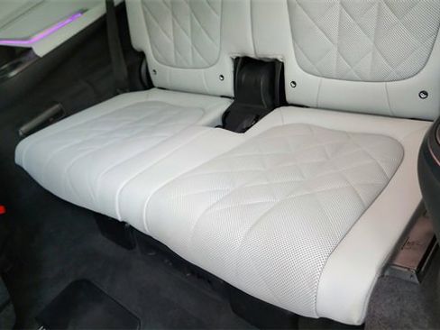 Used 2026 BMW X7 xDrive40i image 32