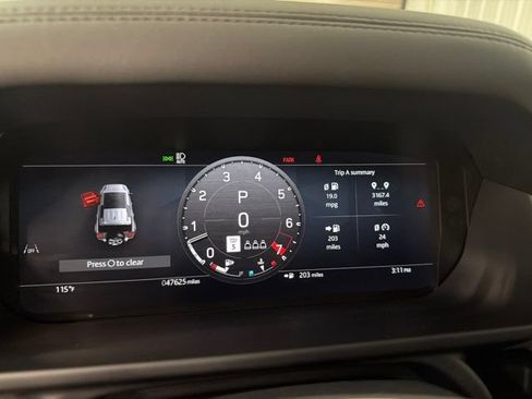 Used 2025 Land Rover Defender 110 S AWD/4WD image 29