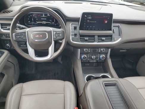 Certified 2022 GMC Yukon SLT w/ SLT Premium Package AWD/4WD image 13