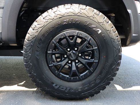 Used 2023 Ford F150 Raptor w/ Equipment Group 802A Raptor R AWD/4WD image 13