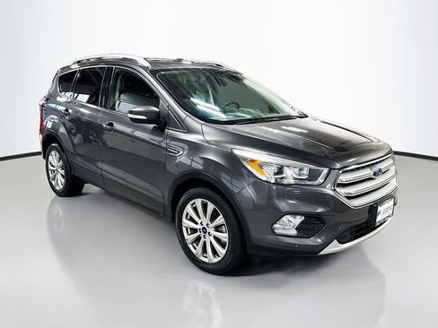 Used 2018 Ford Escape Titanium AWD/4WD image 3