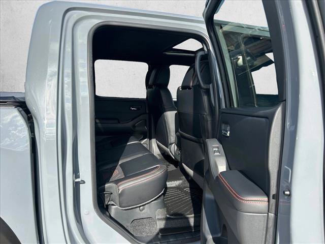Used 2025 Nissan Frontier PRO-4X w/ Pro Premium Package AWD/4WD image 22