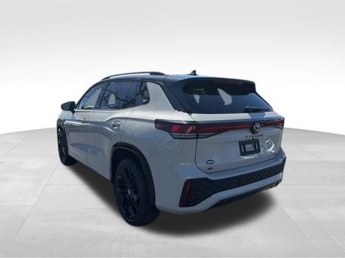 New 2026 Volkswagen Tiguan SE R-Line image 5