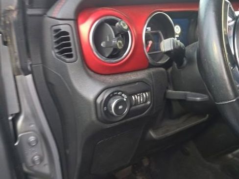 Used 2021 Jeep Wrangler Unlimited Rubicon image 5