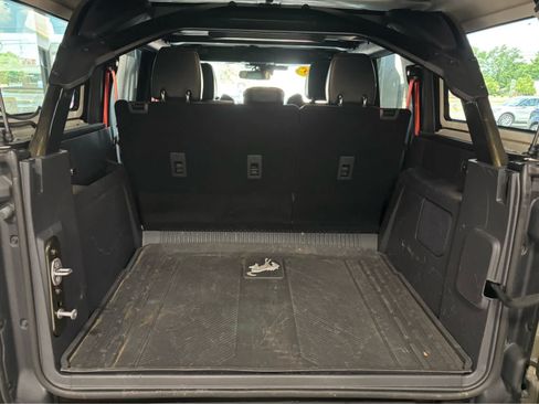 Used 2025 Ford Bronco Raptor w/ Interior Carbon Fiber Pack AWD/4WD image 10