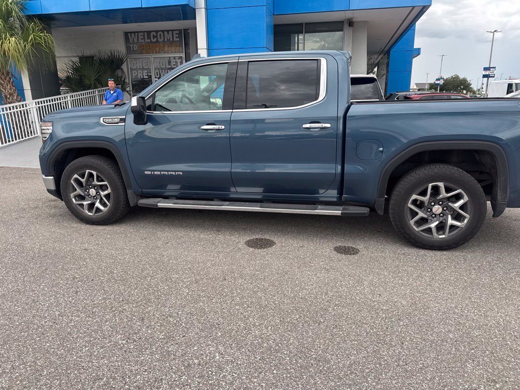 Used 2024 GMC Sierra 1500 SLT w/ SLT Premium Plus Package AWD/4WD image 8
