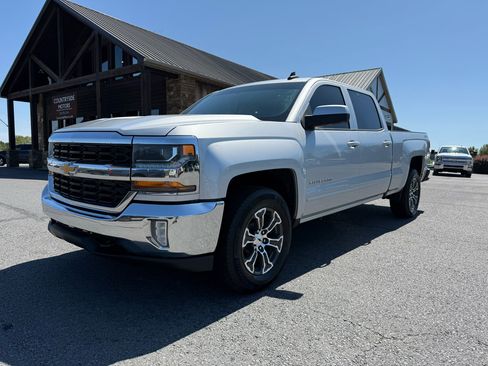 Used 2018 Chevrolet Silverado 1500 LT w/ All Star Edition image 2
