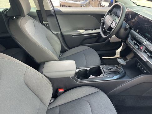 Certified 2025 Kia K4 FWD image 11