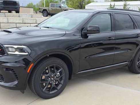 New 2026 Dodge Durango GT image 1
