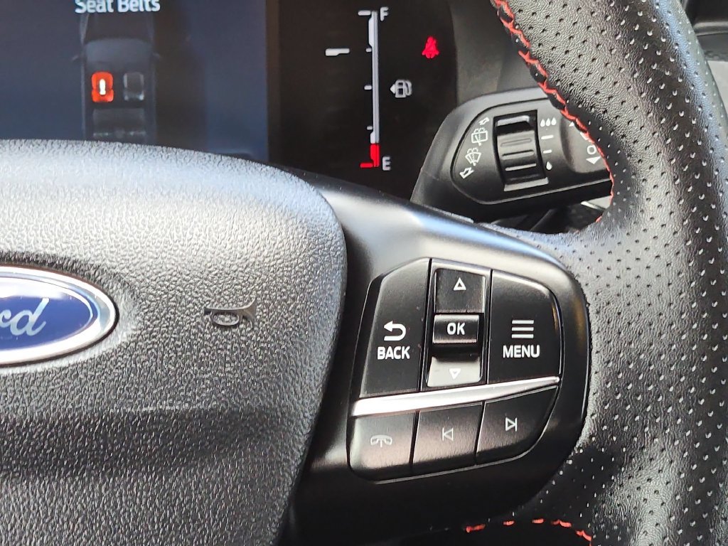 Used 2025 Ford Escape ST-Line AWD/4WD image 24