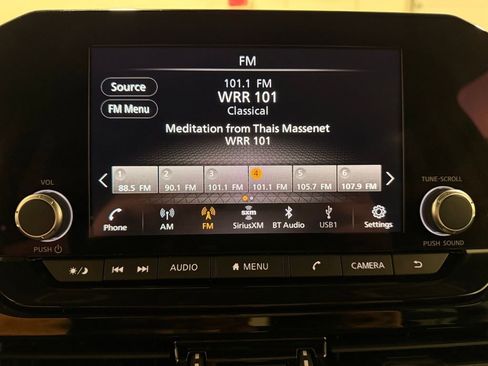 Used 2023 Nissan Pathfinder SV image 20