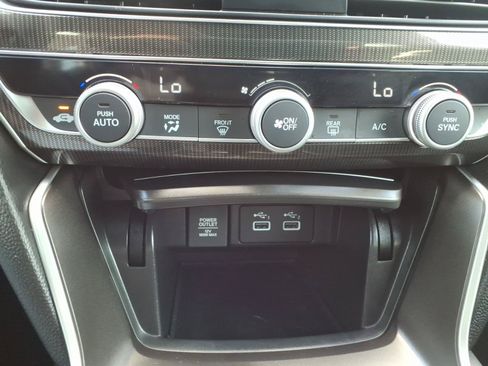 Used 2021 Honda Accord Sport image 25