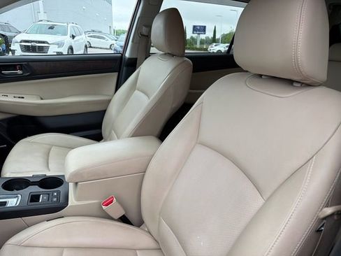 Used 2017 Subaru Outback 2.5i Limited image 20