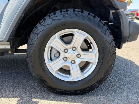 Used 2020 Jeep Wrangler Unlimited Sport S AWD/4WD image 9