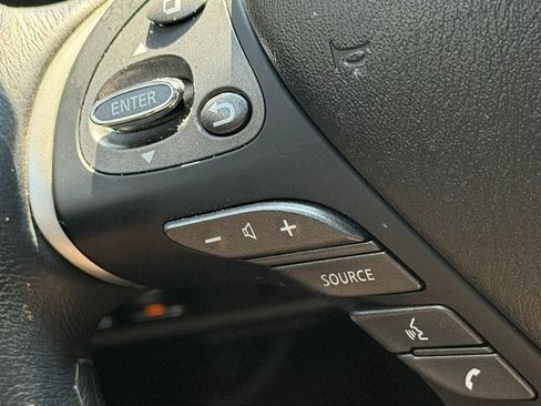 Used 2019 INFINITI QX60 Luxe w/ Sensory Package FWD image 16