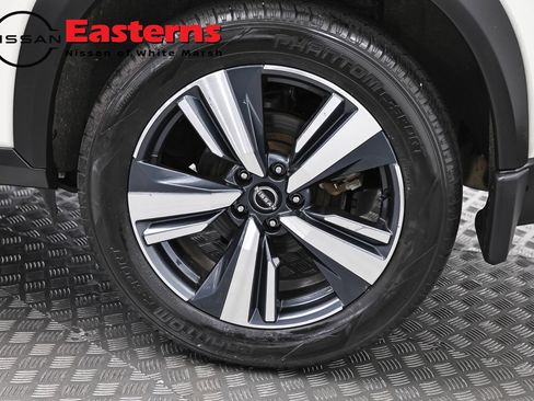 Used 2023 Nissan Rogue SL w/ SL Premium Package AWD/4WD image 32