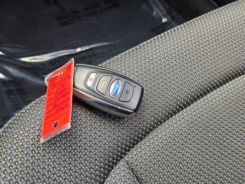 Used 2024 Subaru Crosstrek 2.0i Premium image 19