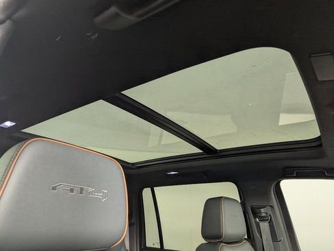 Used 2025 GMC Yukon XL AT4 w/ AT4 Premium Package image 25