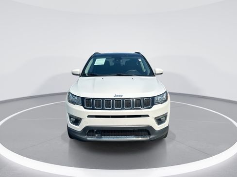 Used 2020 Jeep Compass Limited w/ Advanced Safety Group AWD/4WD image 3