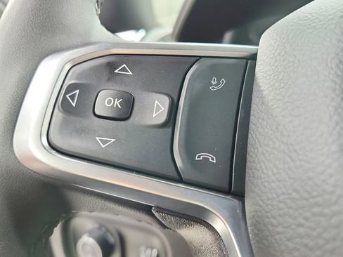 Used 2025 RAM 1500 Big Horn image 24
