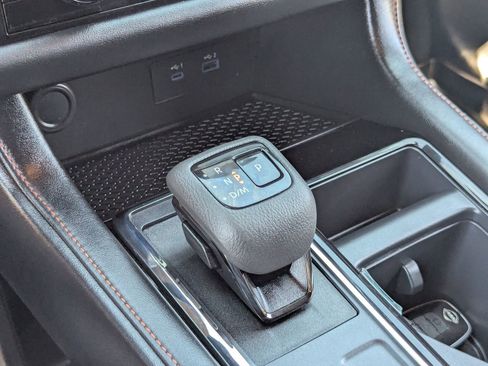 Used 2025 Nissan Pathfinder Rock Creek AWD/4WD image 28