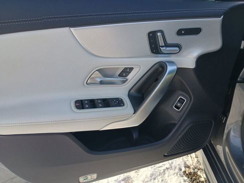 Used 2020 Mercedes-Benz CLA 250 CLA 250 image 10