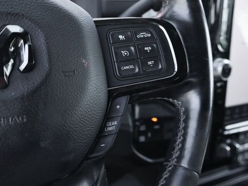 Used 2022 RAM 3500 Limited image 22