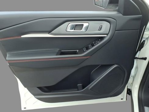 New 2026 Ford Explorer ST-Line AWD/4WD image 16