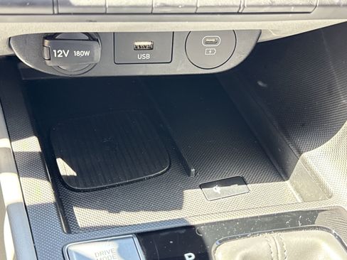 Used 2025 Hyundai Elantra Sport image 25