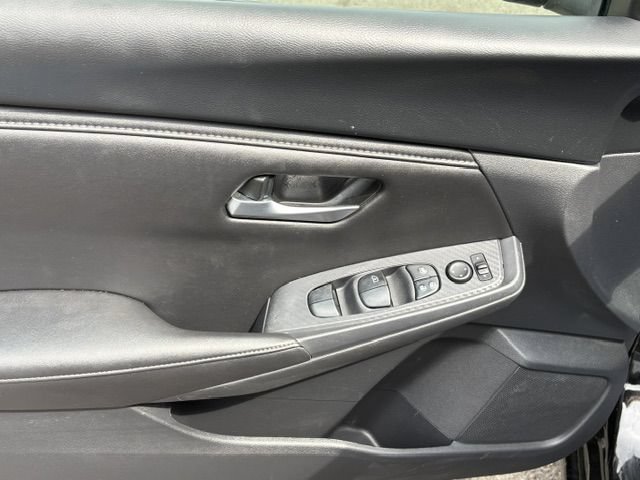 Used 2025 Nissan Sentra S FWD image 13