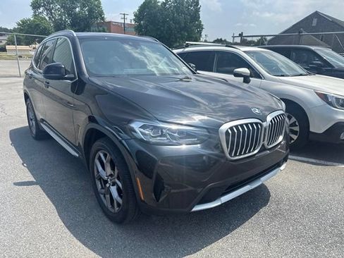 Used 2024 BMW X3 xDrive30i w/ Premium Package AWD/4WD image 3