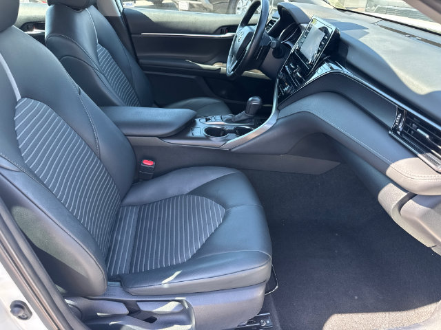 Certified 2024 Toyota Camry SE w/ Cold Weather Package FWD image 15