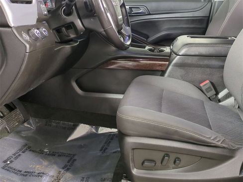 Used 2018 GMC Yukon SLE w/ Convenience Package image 17